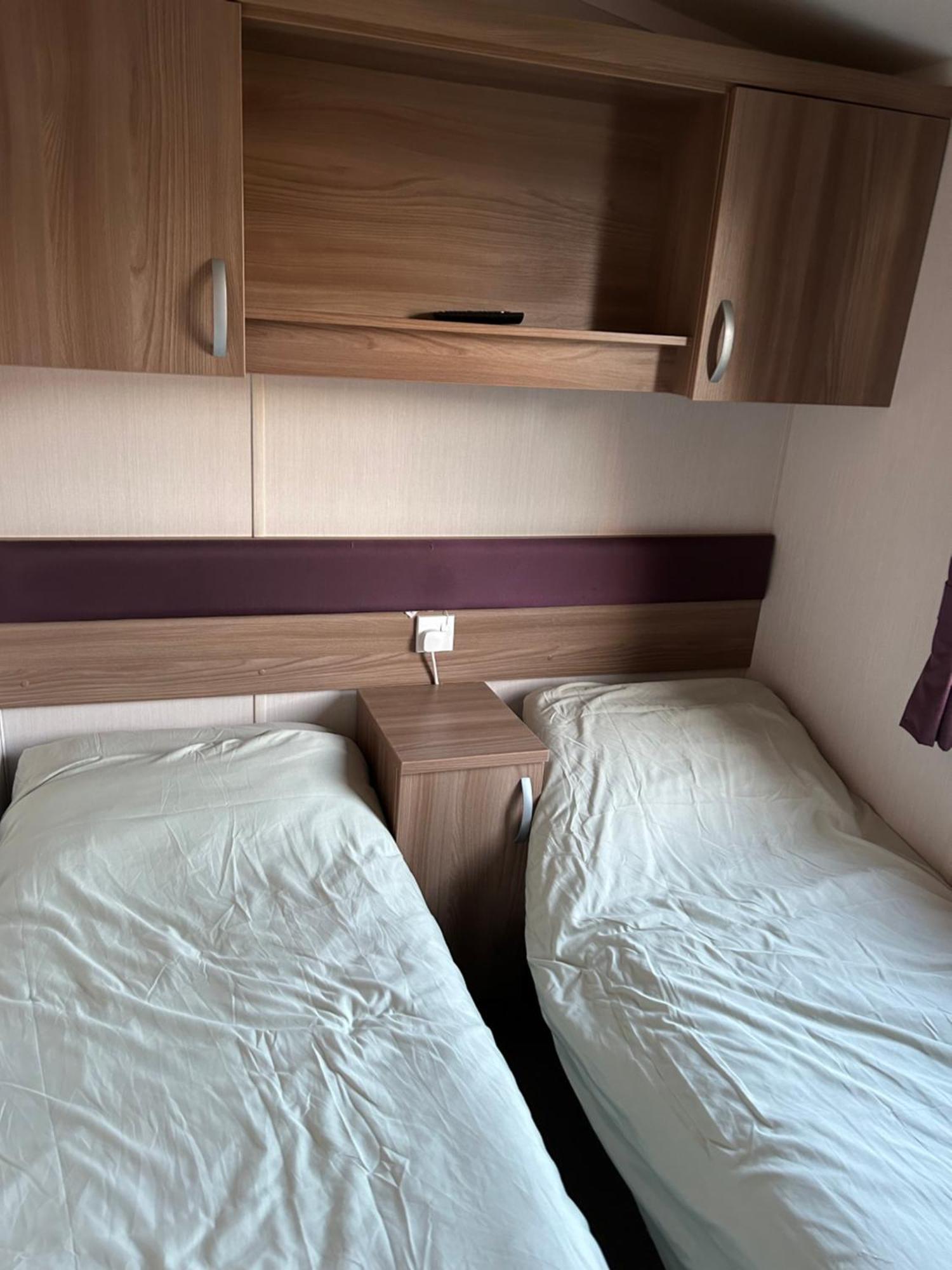 3 Bedroomed Caravan With Amazing Sea Views! سكرابورو المظهر الخارجي الصورة